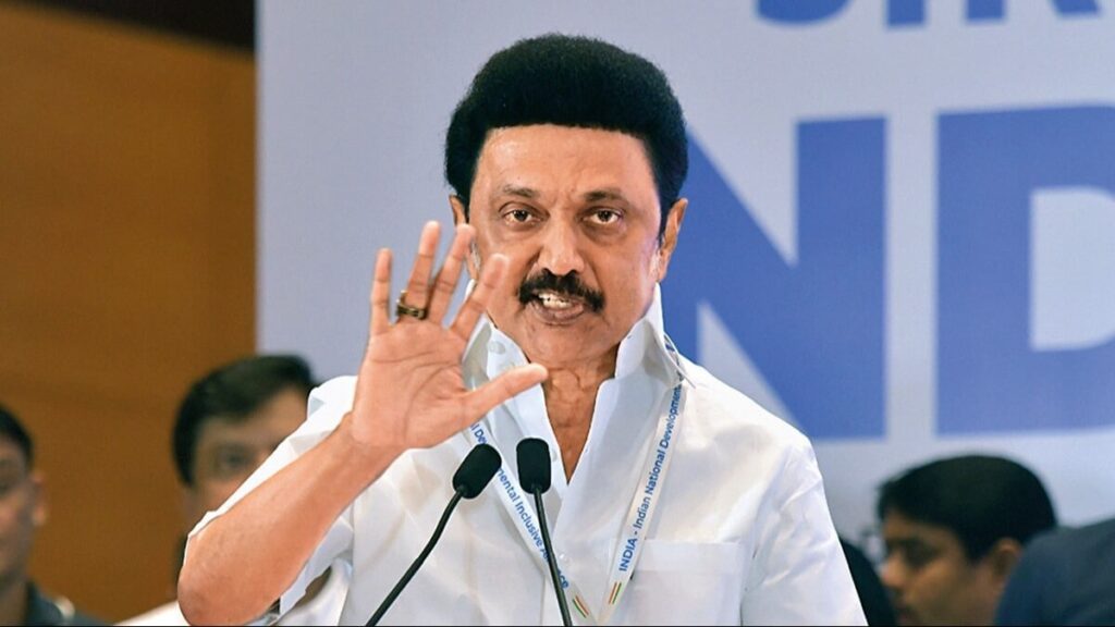 उद्धव ठाकरे और राज ठाकरे के समर्थन में आए तमिलनाडु के मुख्यमंत्री स्टालिन उद्धव ठाकरे और राज ठाकरे के समर्थन में आए तमिलनाडु के मुख्यमंत्री स्टालिन