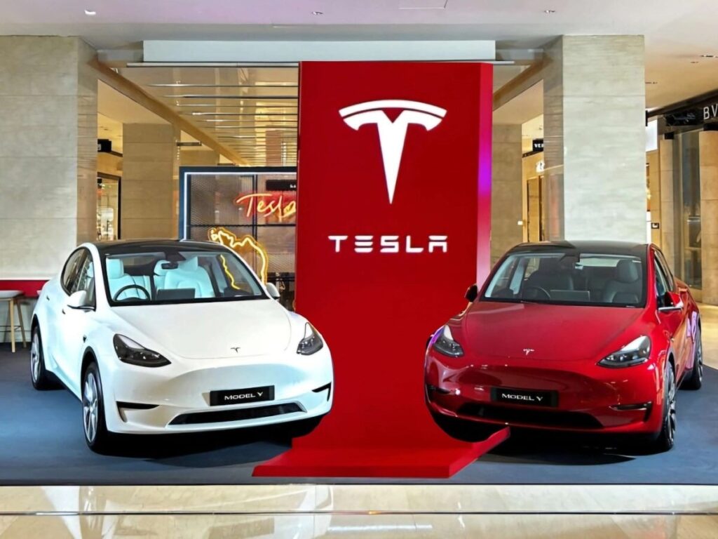Elon Musk आयेंगे भारत, खुद करेंगे अपनी ये गाड़ी भारत में लॉन्च Elon Musk आयेंगे भारत, खुद करेंगे अपनी ये गाड़ी भारत में लॉन्च
