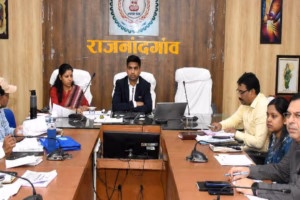 राजनांदगांव: कलेक्टर जितेन्द्र यादव ने निर्माण कार्यों की समीक्षा की