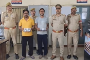 कानपुर: रेलवे यात्रियों को निशाना बनाने वाले दो शातिर लुटेरे गिरफ्तार, 3 मोबाइल बरामद