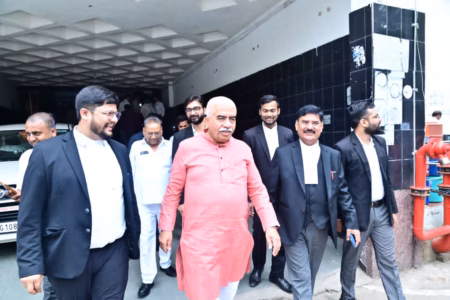 14 साल पुराने आर्म्स एक्ट मामले में कैबिनेट मंत्री राकेश सचान बरी, हाईकोर्ट में अपील के बाद मिली बड़ी राहत
