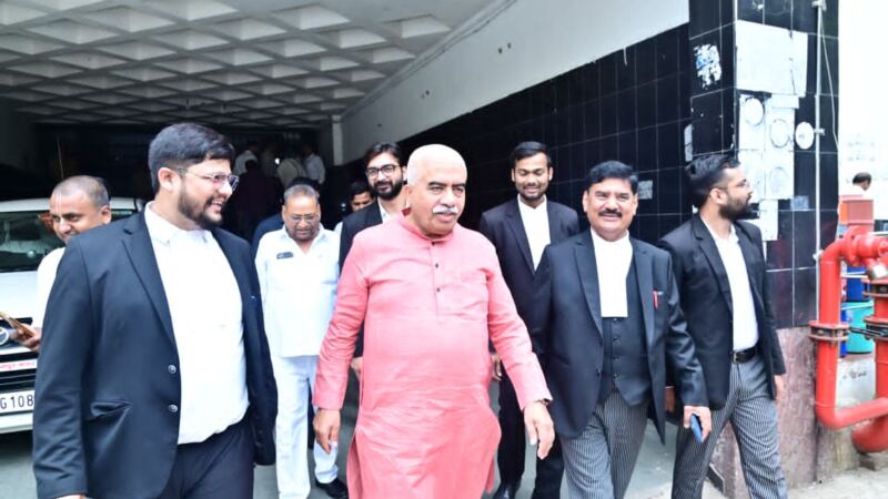 14 साल पुराने आर्म्स एक्ट मामले में कैबिनेट मंत्री राकेश सचान बरी, हाईकोर्ट में अपील के बाद मिली बड़ी राहत